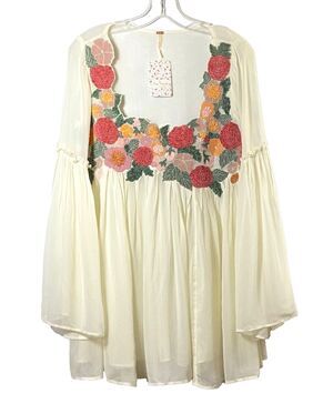 Free People Madeline Floral Embroidered Tunic Size XS Bell Sleeve NWT Read